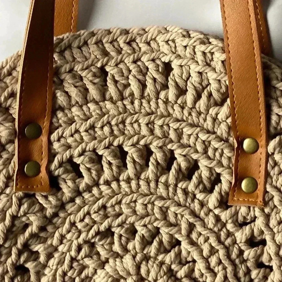 UNBRANDED MACRAMÉ PURSE DOUBLE STRAP VEGAN LEATHER STRAPS FRINGE CLEAN - Picture 5 of 10